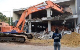 Seop faz demolição de prédio de <br>R$ 5 milhões no Recreio