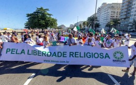 Copacabana recebe 17ª Caminhada em Defesa da Liberdade Religiosa
