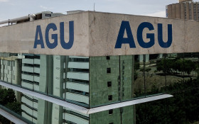 AGU e governo se reunirão para discutir resposta de Meta